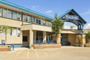 Гостиница Travelodge Edmonton East, Эдмонтон